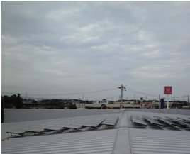 Honda Cars 太陽光発電-モジュ－ル施工後02