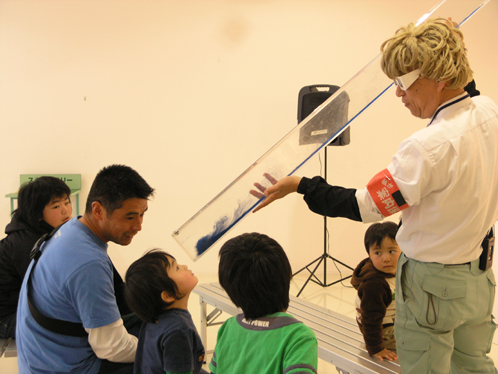 Dr.ナダレンジャーの雪崩ミニチュア実験