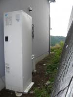 御殿場市神山平エコキュート設置工事（新築住宅）