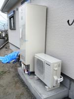 福岡市西区室見が丘　エコキュート工事