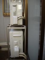 ヒートポンプ　ユニット２段置き