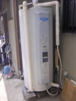 兵庫県三木市Ｓ様邸温水器入替工事