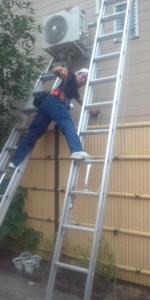 東京都世田谷区大原にてエアコン取り付け