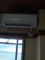 東京都世田谷区　エアコン工事