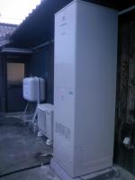 兵庫県三木市Ｎ様邸エコキュート設置工事