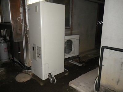 電気温水器と薪ガマを撤去してエコキュートに交換しました。(長野県長野市電気設備工事)エコ電化本舗 ㈱大光電気商会