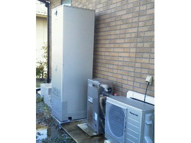 熊本県山鹿市 T・Y様邸　エコキュート設置工事