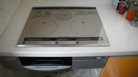 埼玉県さいたま市K様邸《IHクッキングヒーター設置工事》