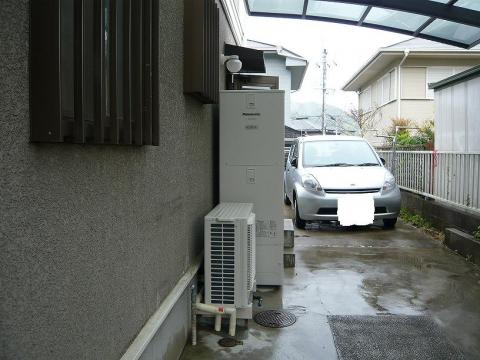 豊能郡豊能町希望ヶ丘Ｋ様邸エコキュート設置の御紹介です。