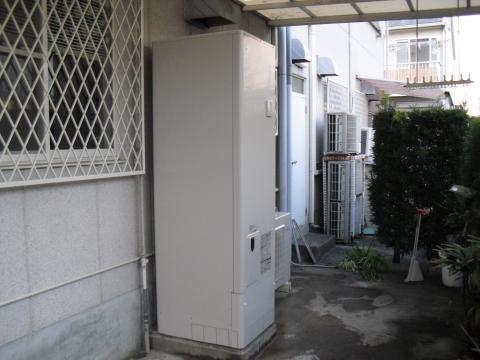 大阪府寝屋川市Ｎ様　エコキュート工事
