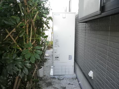 大分県臼杵市K様邸　エコキュート