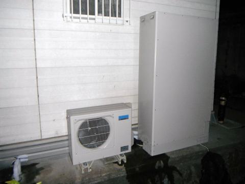 埼玉県比企郡M様邸《エコキュート設置工事》