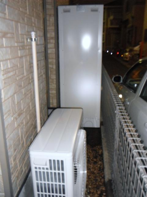 埼玉県草加市Ｉ様邸《エコキュート設置工事》