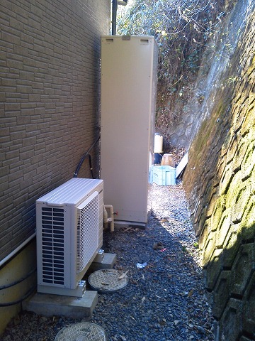 佐賀県小城市F様邸　エコキュート