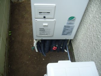 埼玉県さいたま市南区別所　Sさま邸　 エコキュート設置工事