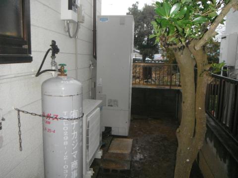 茨城県牛久市K様邸《エコキュート設置工事》