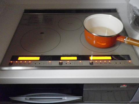 埼玉県幸手市A様邸《IHクッキングヒーター設置工事》