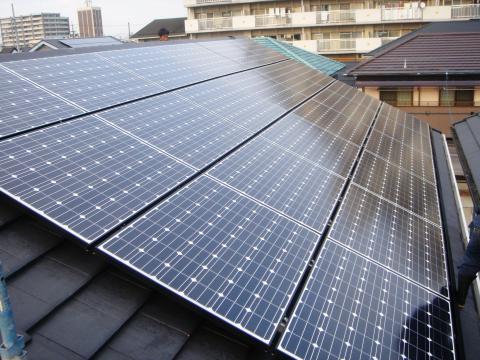 静岡市高松地区K様邸太陽光設置致しました。