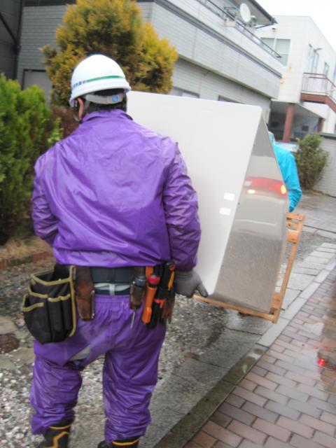 足元に注意してね！【長野県長野市エコキュート工事】【長野県長野市オール電化工事】【長野県長野市ＩＨクッキングヒーター工事】【長野県長野市太陽光発電工事】エコ電化ＪＰ【大光電気商会】