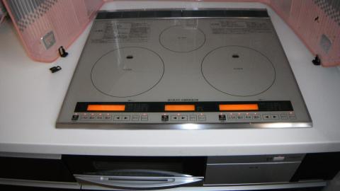 埼玉県幸手市S様邸《IHクッキングヒーター設置工事》