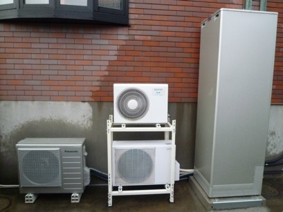 埼玉県 さいたま市北区本郷町　Mさま邸　オール電化 (エコキュート・IH)、エアコン室外機移設工事