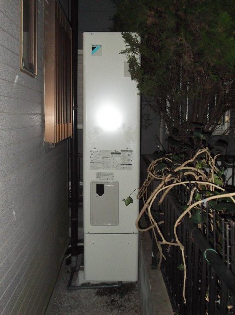 埼玉県上尾市S様邸　エコキュート