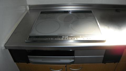 埼玉県川口市K様邸《IHクッキングヒーター設置工事》