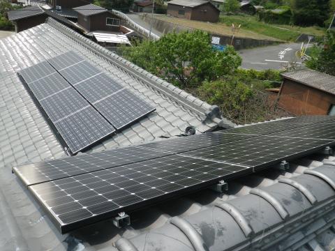 奈良県御所市N様邸　太陽光発電システム工事