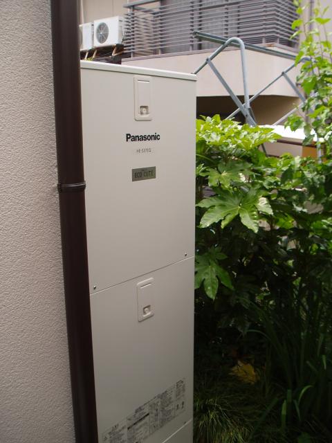 奈良県橿原市Ｙ様邸エコキュート設置工事。