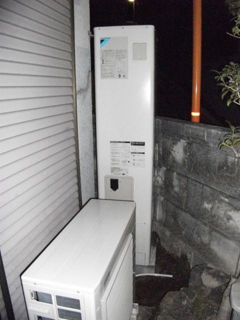 茨木市のＵ様邸エコキュート取付工事