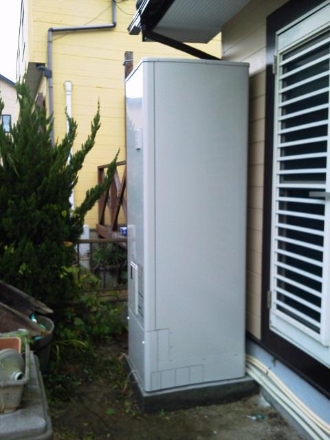 福岡県糟屋郡H様邸　エコキュート