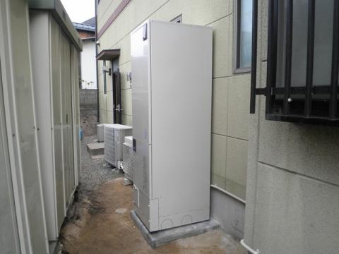 福岡県筑紫野市Y様邸　エコキュート