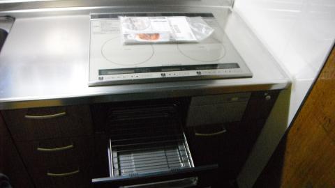 埼玉県越谷市Ｈ様邸《IHクッキングヒーター設置工事》
