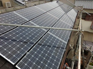 静岡市葵区辰起町　A様邸太陽光設置致しました。