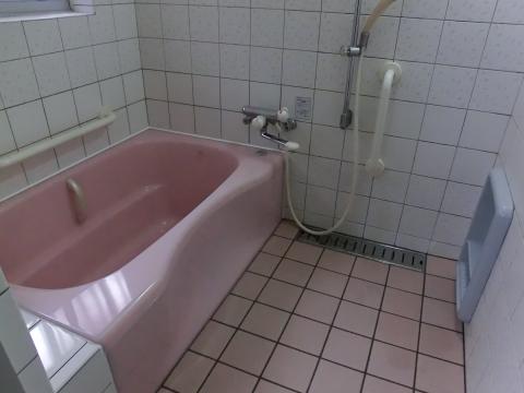 大阪府寝屋川市　Ｍ様邸　浴室浴槽入れ替え