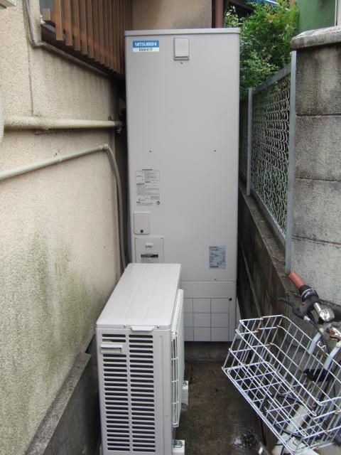 大阪府箕面市桜井　Ｎ様邸　エコキュート新設工事