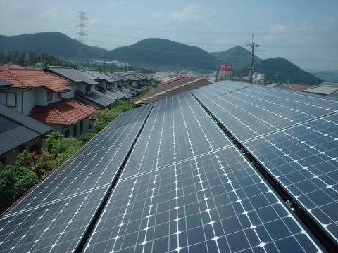 猪名川町T様邸　太陽光発電システム施工!!