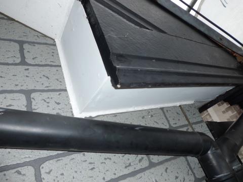 雨漏り箇所の修繕作業