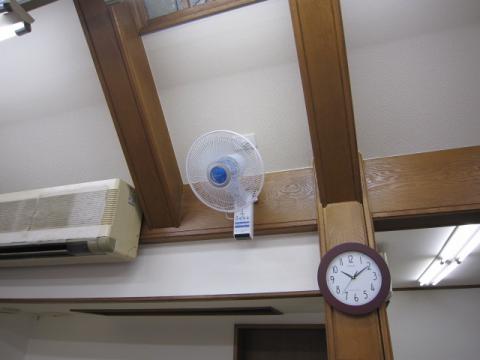 ラーメン店に扇風機