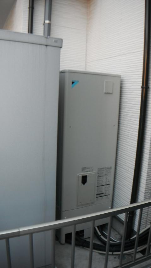 埼玉県八潮市T様邸《エコキュート設置工事》