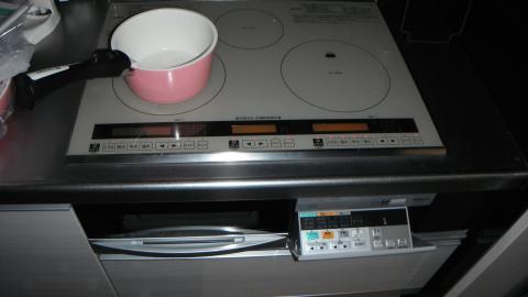 埼玉県八潮市Ｔ様邸《IHクッキングヒーター設置工事》