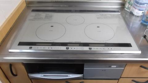 東京都町田市W様邸　IHクッキングヒーター
