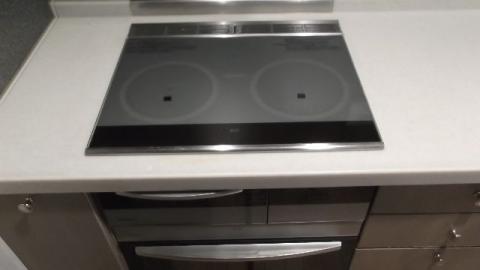 東京都世田谷区I様邸　IHクッキングヒーター