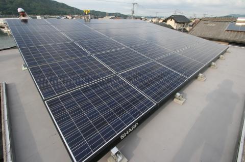 陸屋根の工事　6.87KW｜糸島市H様邸