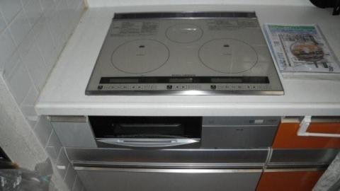 埼玉県草加市A様邸《IHクッキングヒーター設置工事》