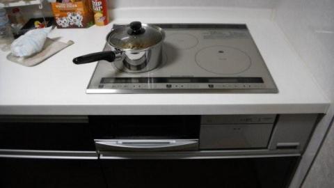 埼玉県草加市Y様邸《IHクッキングヒーター設置工事》