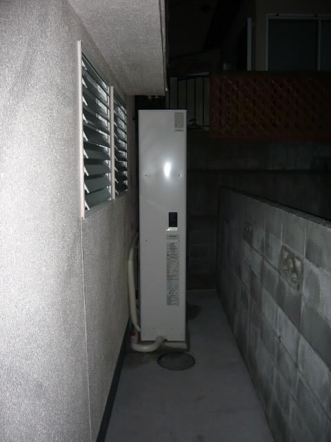 兵庫県三木市Ｓ様邸４６０Ｌ薄型エコキュート