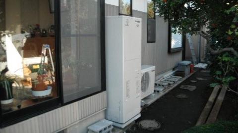 群馬県伊勢崎市Ｋ様邸《エコキュート設置工事》
