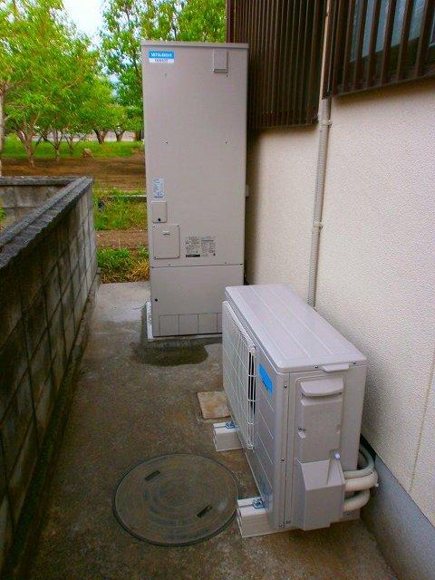 山梨県甲州市E様邸　エコキュート
