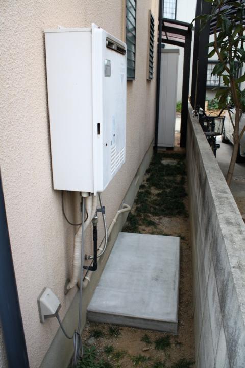 加古川市　Ｏ様邸　エコキュート土台工事